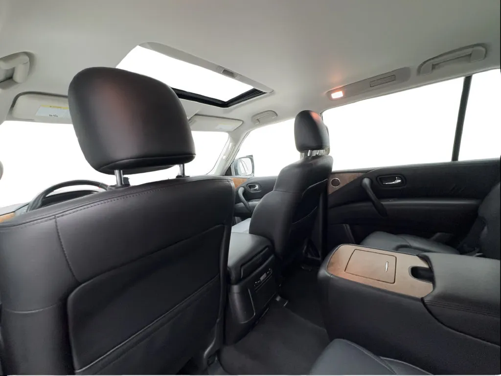 Nissan Armada photo 23