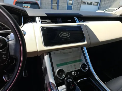 More photos of 2022 Land Rover Range Rover Sport HSE Silver Edition at Autos of Dallas - Plano, TX