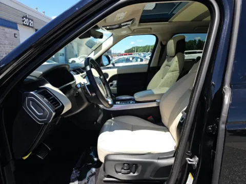 More photos of 2022 Land Rover Range Rover Sport HSE Silver Edition at Autos of Dallas - Plano, TX