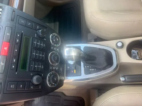 More photos of 2010 Land Rover LR2 HSE at Autos of Dallas - Plano, TX
