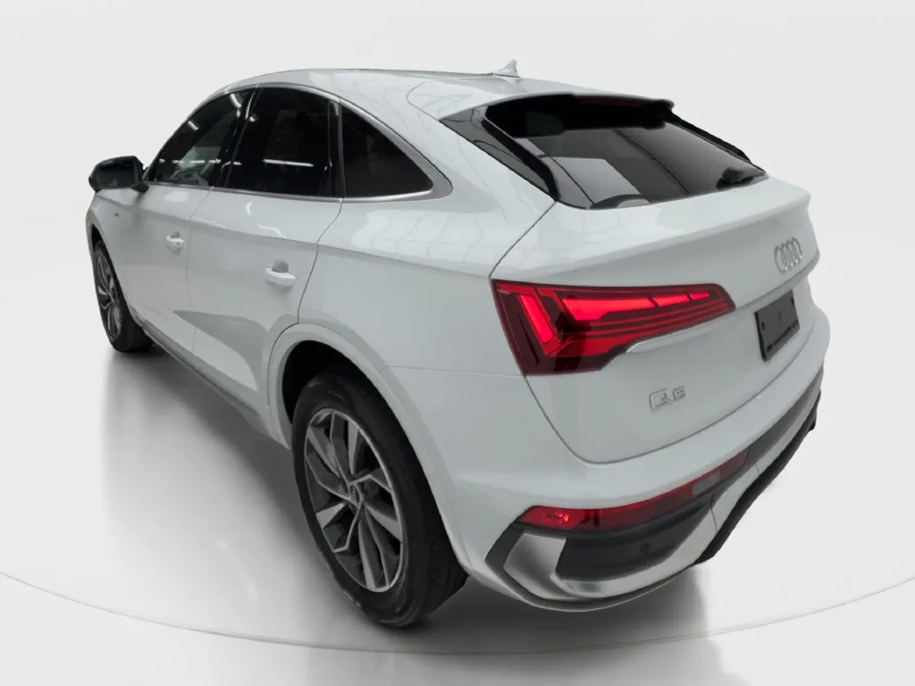 Audi Q5 photo 11