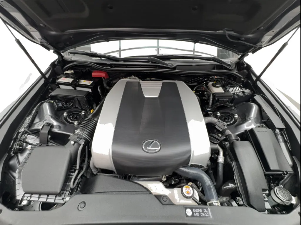 Lexus IS photo 20