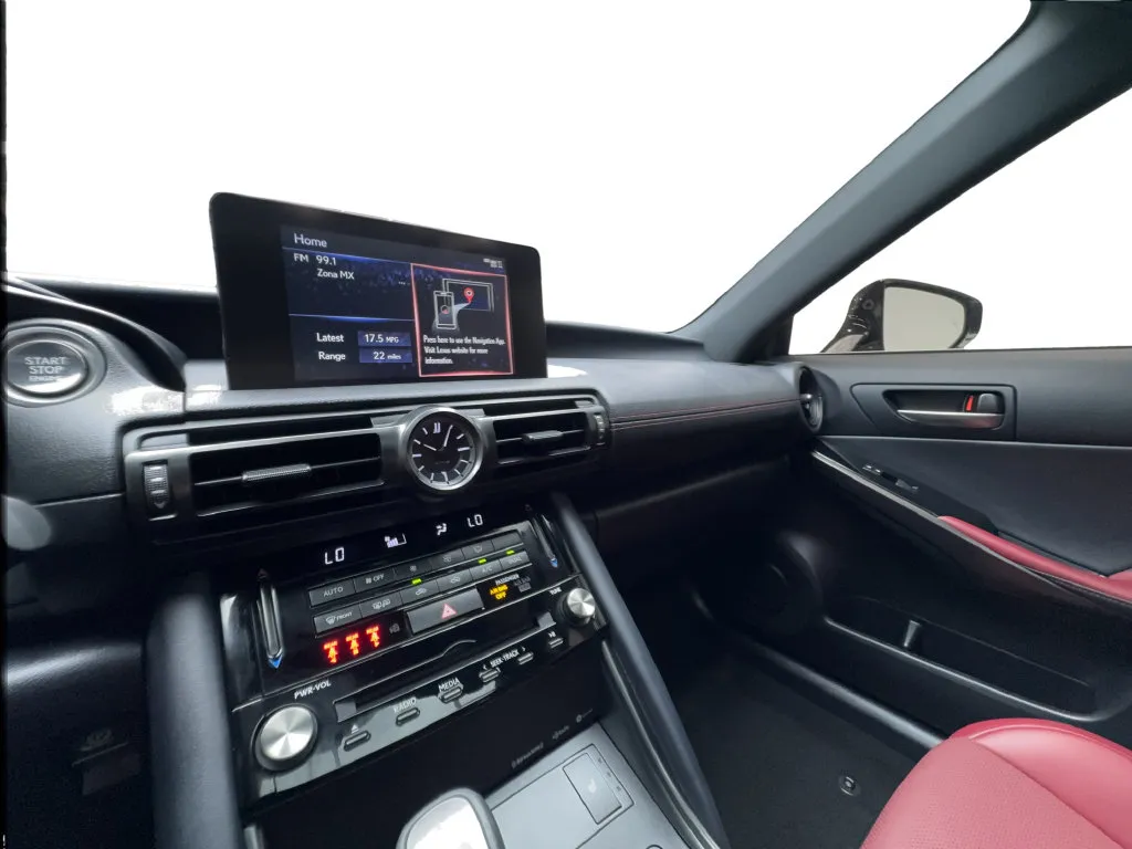 Lexus IS photo 45