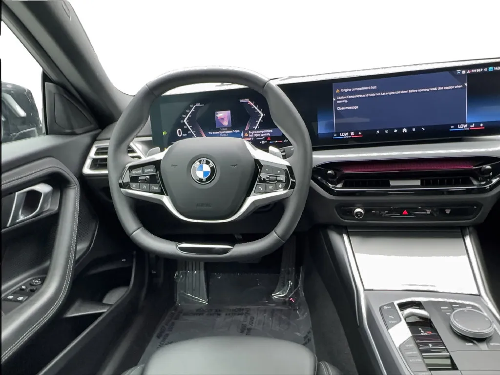 BMW 2 Series photo 34