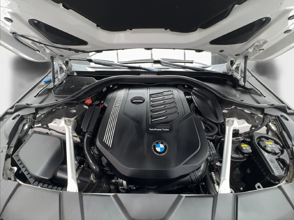BMW 7 Series photo 20