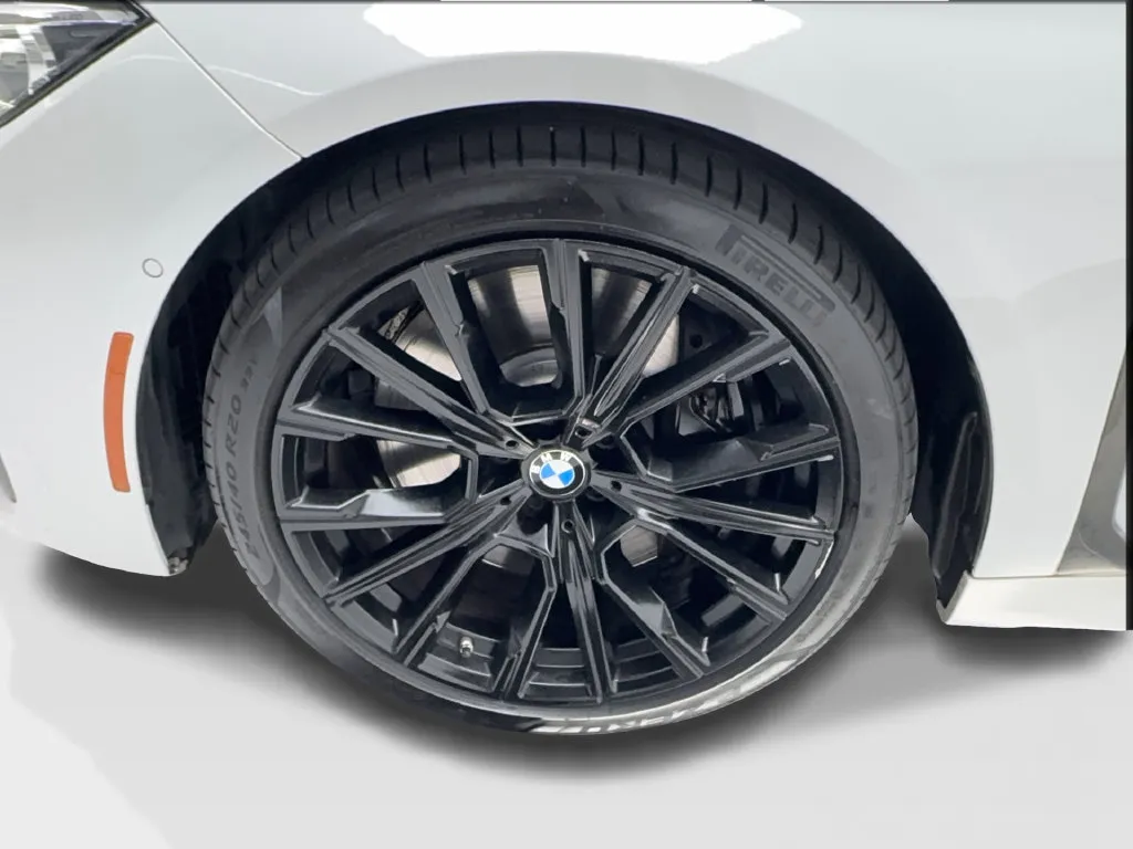 BMW 7 Series photo 15