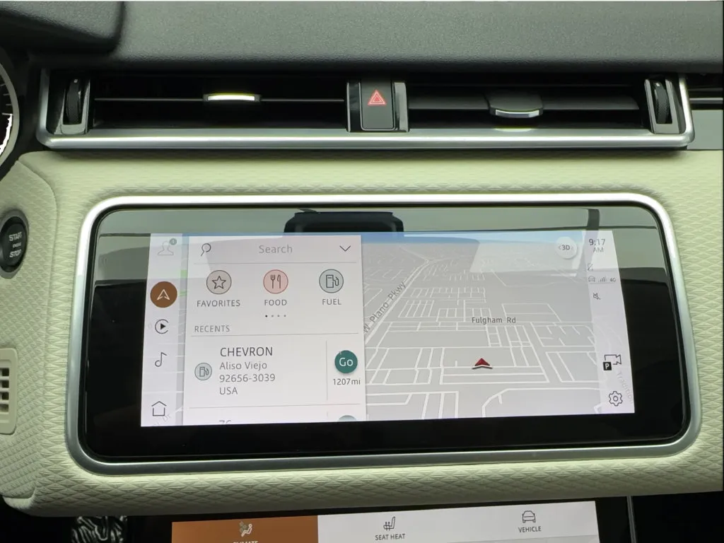 Land Rover Range Rover Velar photo 50