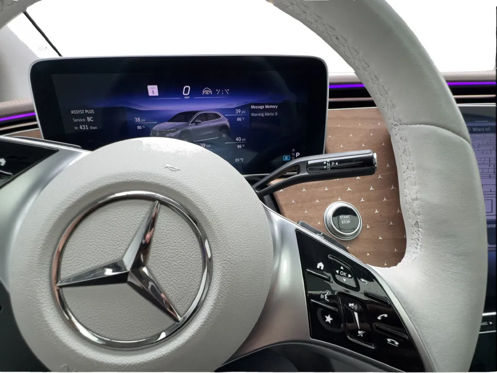 Mercedes-Benz EQE photo 42