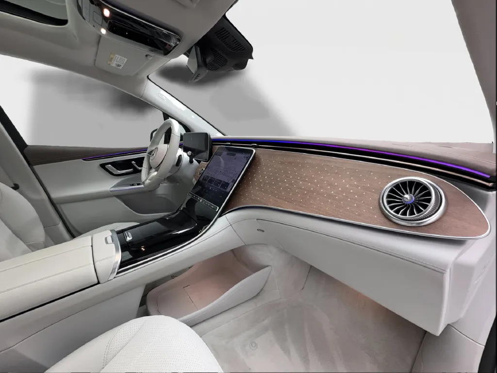 Mercedes-Benz EQE photo 32