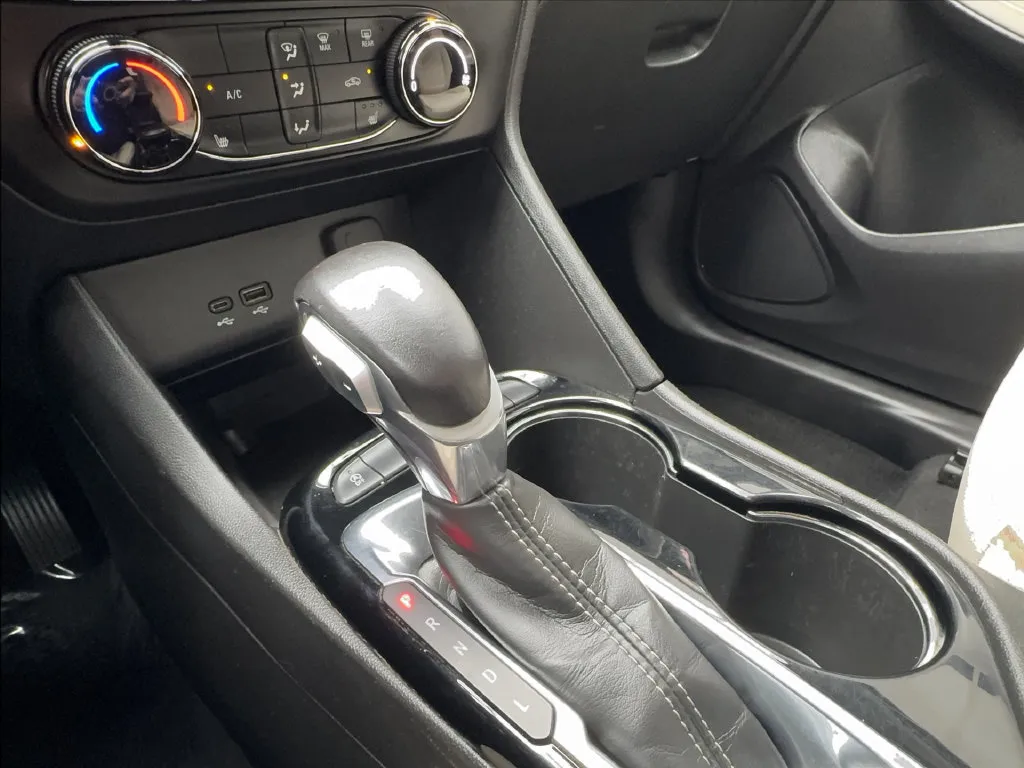 Buick Encore GX photo 45