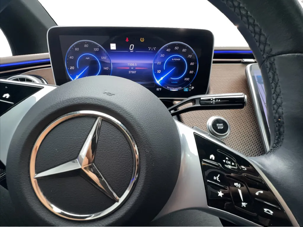 Mercedes-Benz EQE photo 42