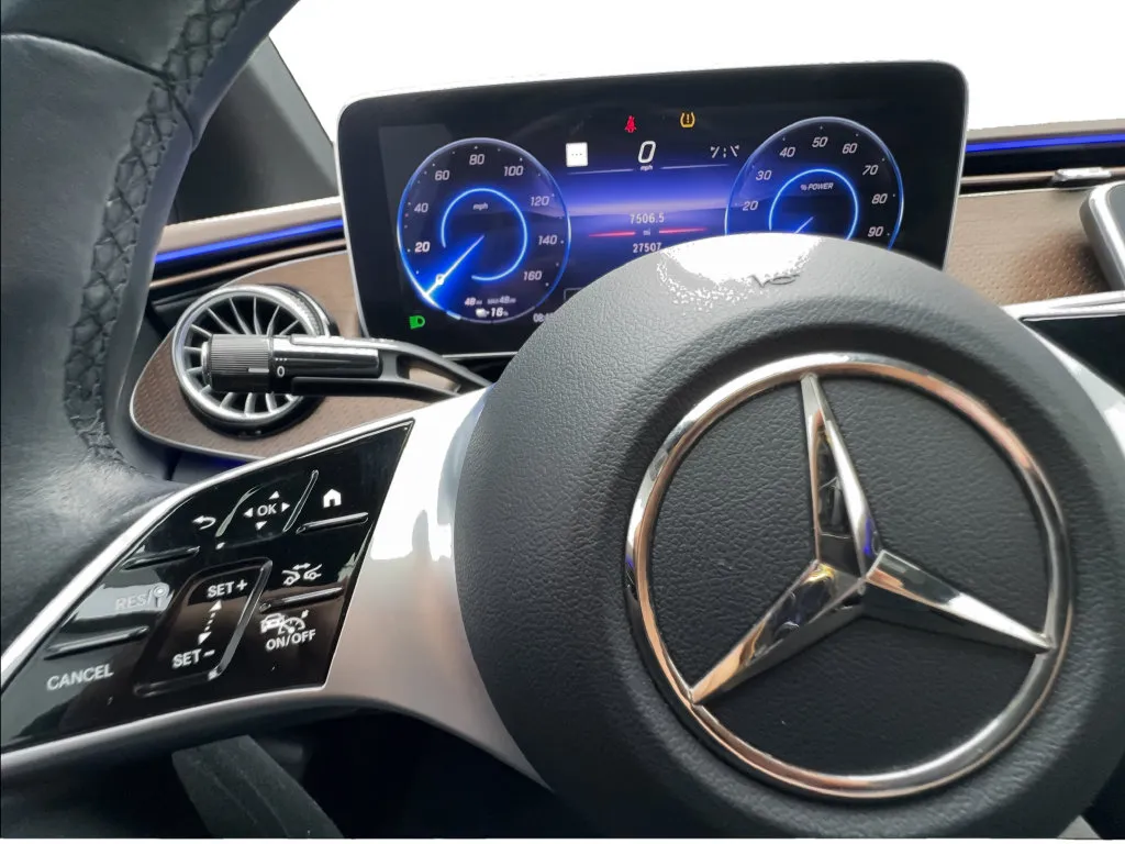 Mercedes-Benz EQE photo 43
