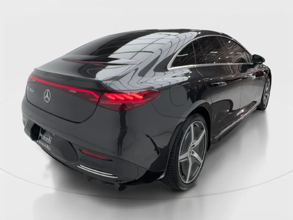Mercedes-Benz EQE photo 8