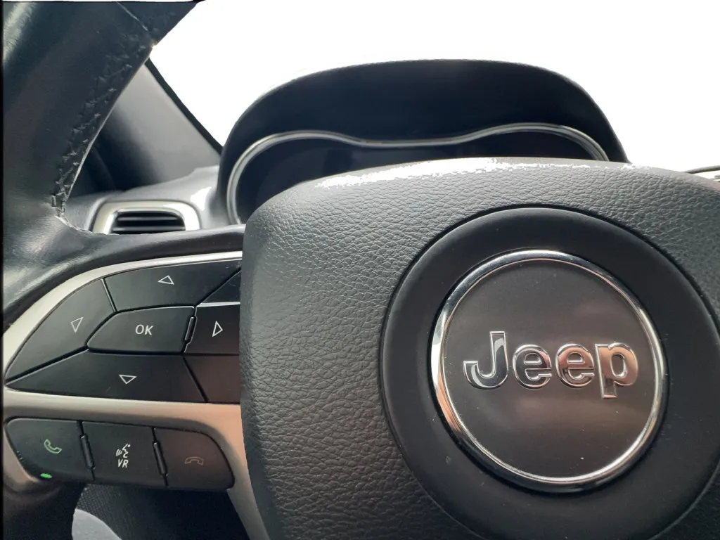 Jeep Grand Cherokee photo 41