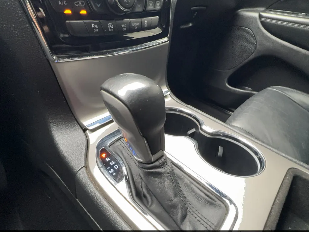 Jeep Grand Cherokee photo 44