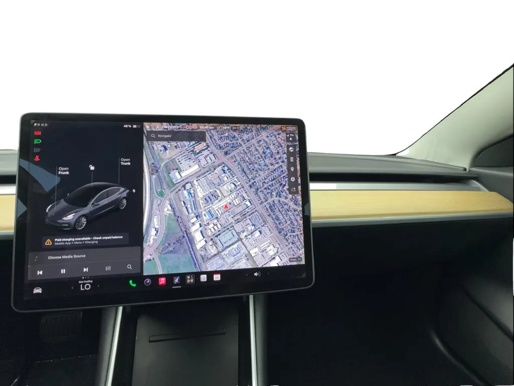 Tesla Model 3 photo 45