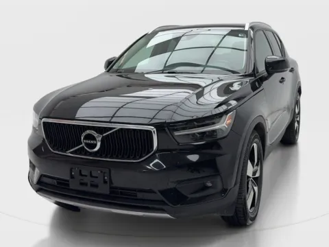 More photos of 2021 Volvo XC40 Momentum at Autos of Dallas - Plano, TX