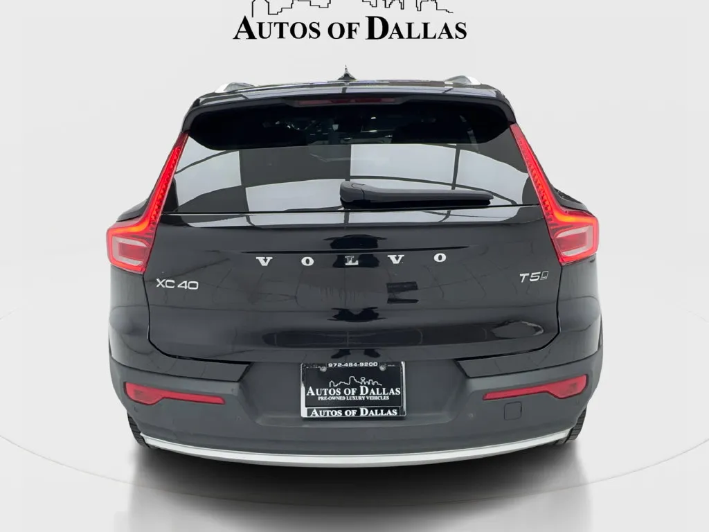 Volvo XC40 photo 10