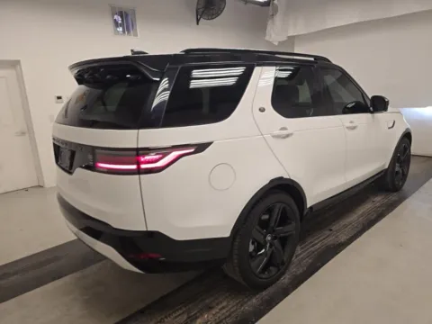 Another view of 2023 Land Rover Discovery S R-Dynamic for sale in Plano, TX at Autos of Dallas - Plano