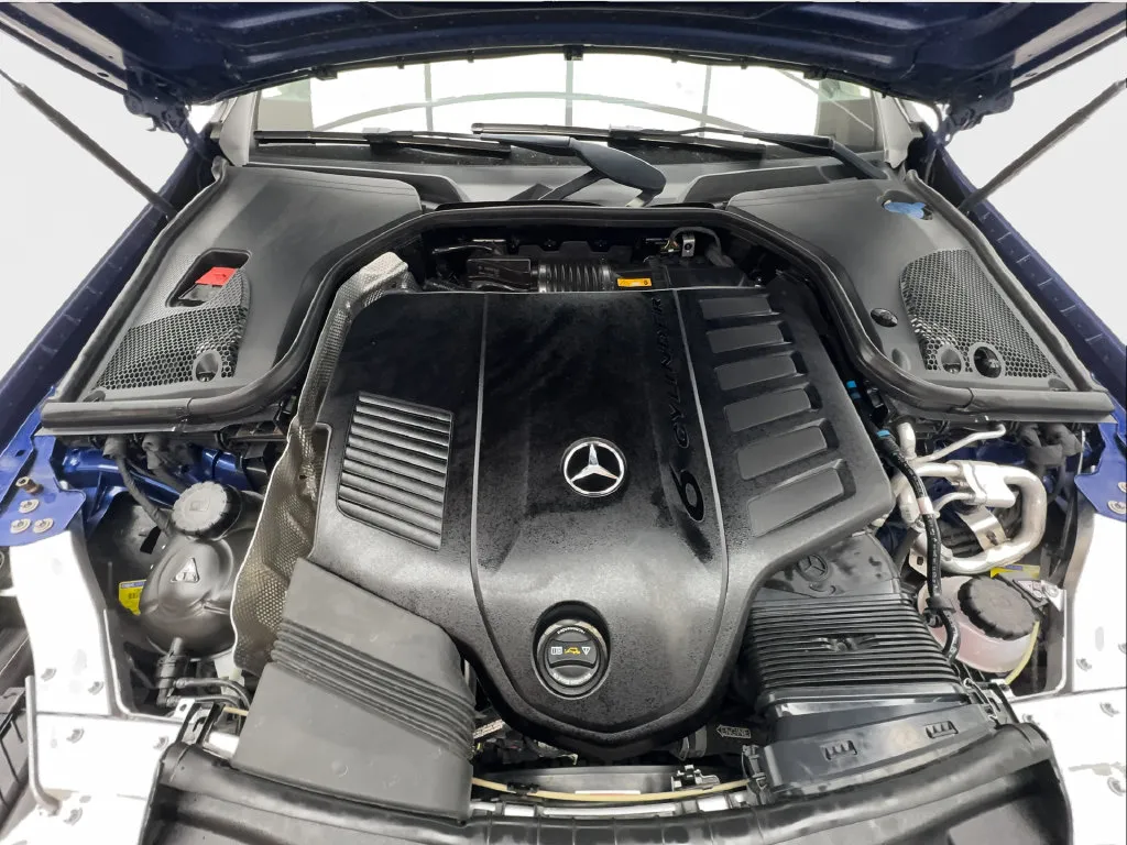 Mercedes-Benz E-Class photo 20