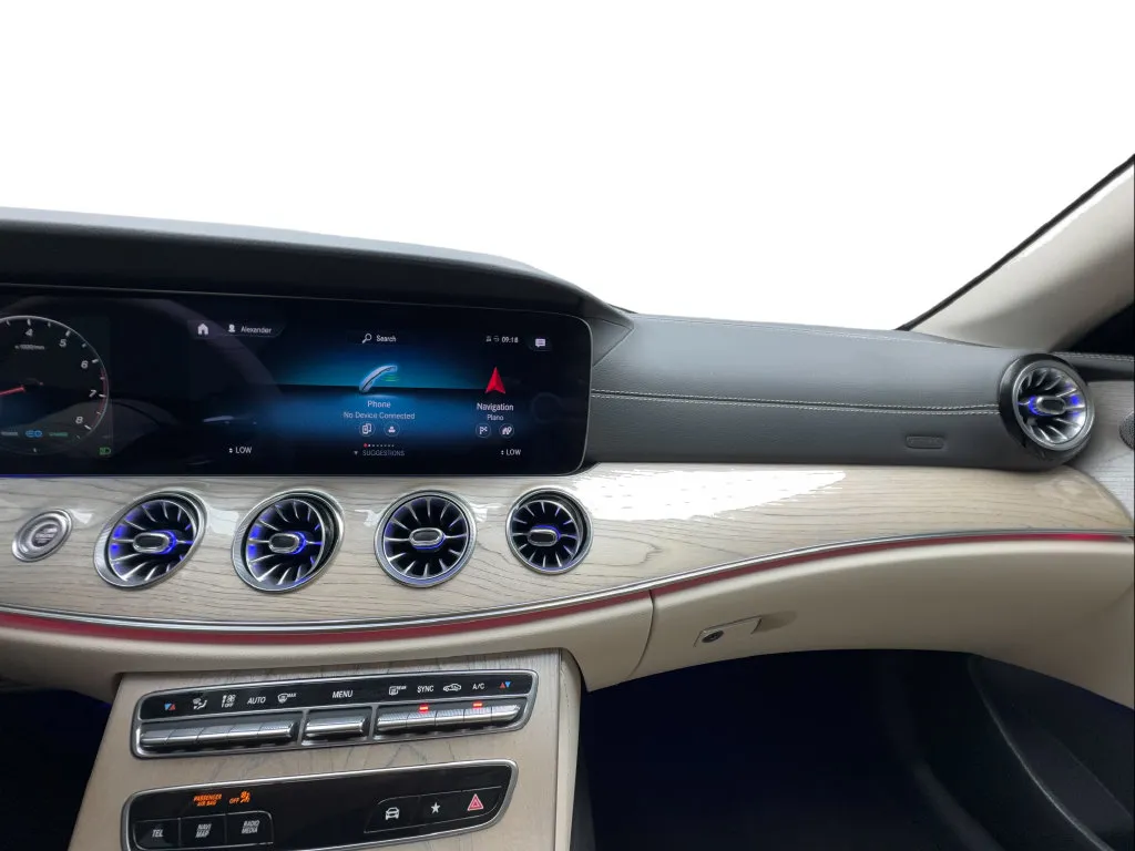 Mercedes-Benz E-Class photo 41