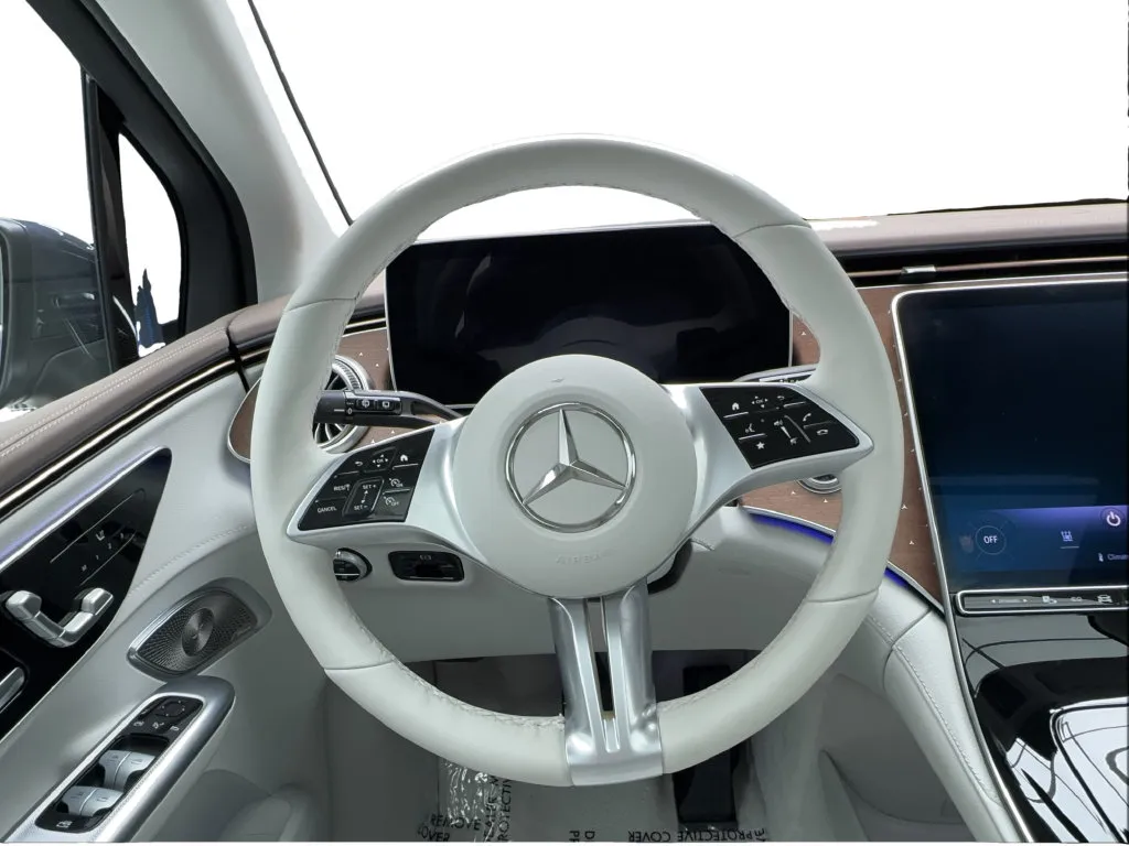 Mercedes-Benz EQE photo 35