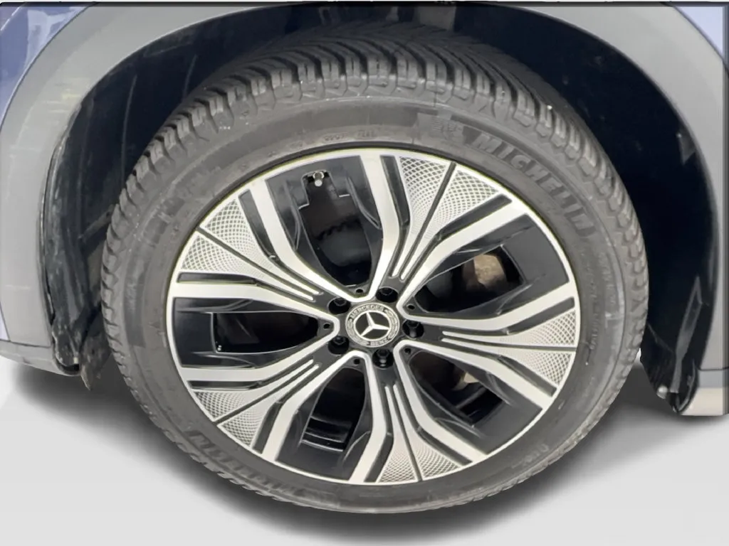 Mercedes-Benz EQE photo 15