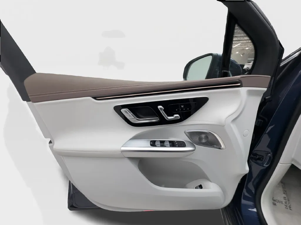Mercedes-Benz EQE photo 22