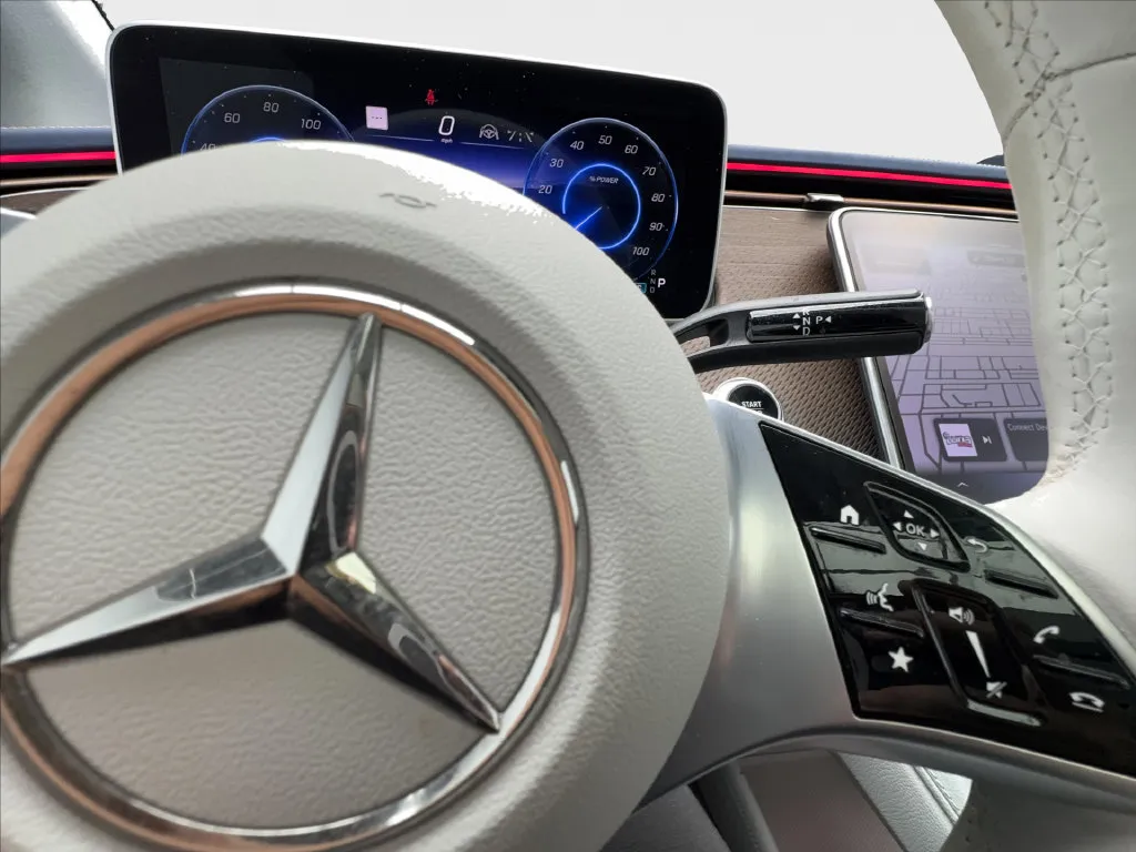 Mercedes-Benz EQE photo 41