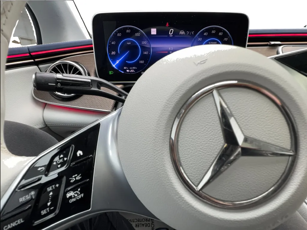 Mercedes-Benz EQE photo 42