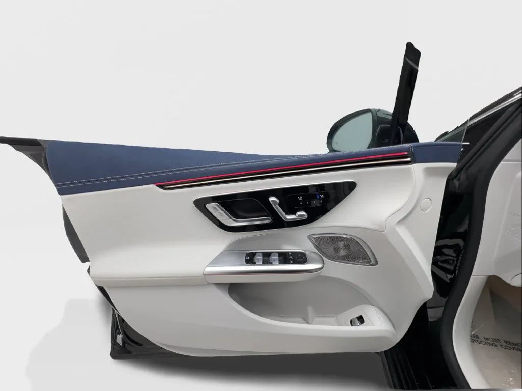 Mercedes-Benz EQE photo 22