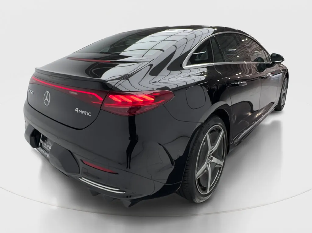 Mercedes-Benz EQE photo 8