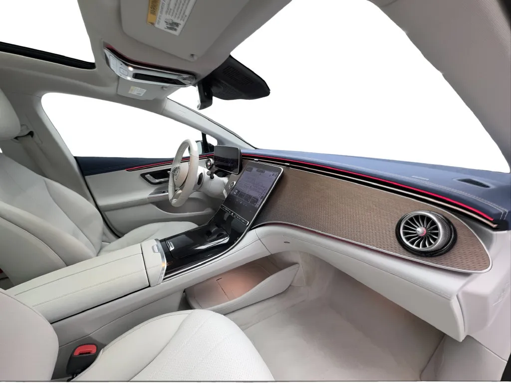 Mercedes-Benz EQE photo 32