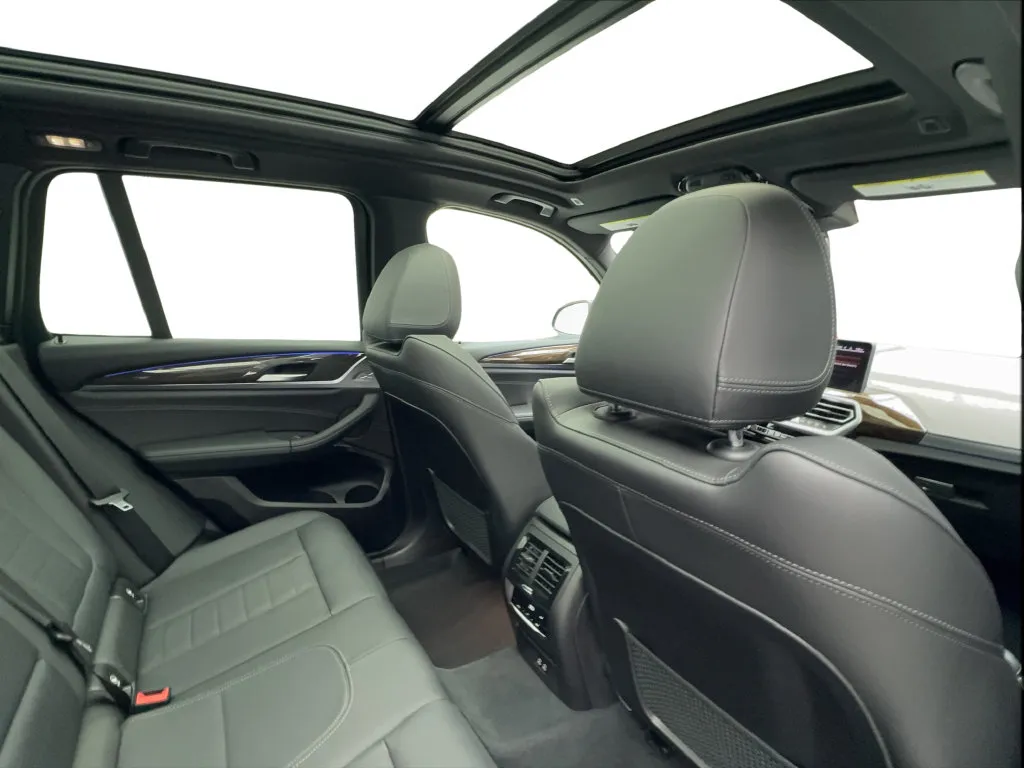 BMW X3 photo 29