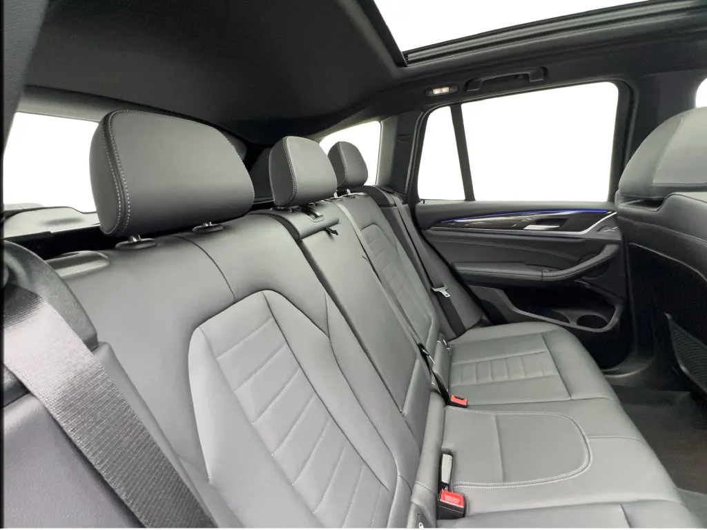 BMW X3 photo 30