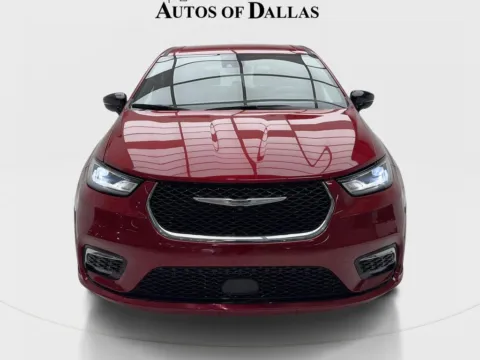 More photos of 2025 Chrysler Pacifica Select at Autos of Dallas - Plano, TX