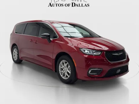Red 2025 Chrysler Pacifica Select for sale in Plano, TX