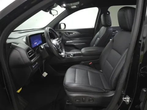 More photos of 2025 Chevrolet Traverse LT at Autos of Dallas - Plano, TX