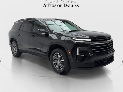 Black 2025 Chevrolet Traverse LT for sale in Plano, TX