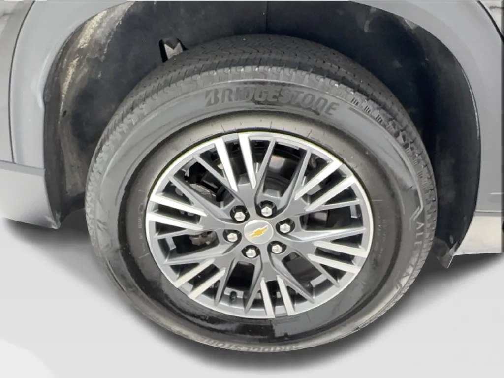 Chevrolet Traverse photo 16