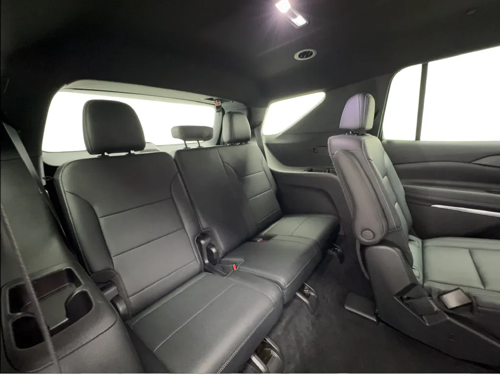 Chevrolet Traverse photo 32