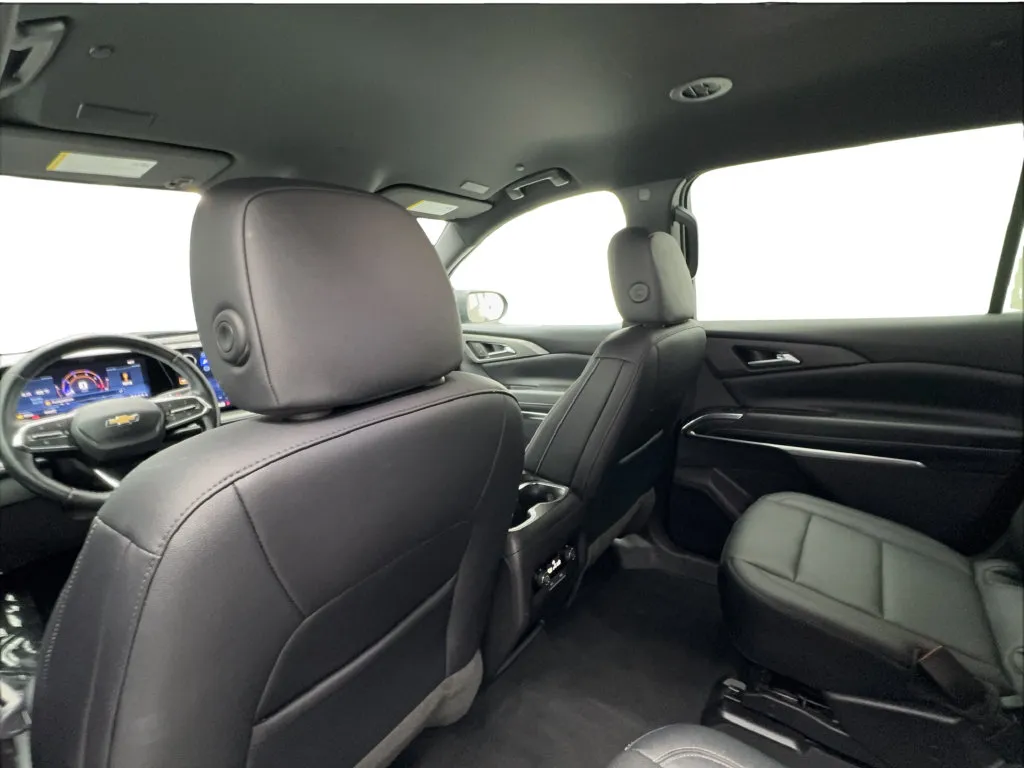 Chevrolet Traverse photo 25