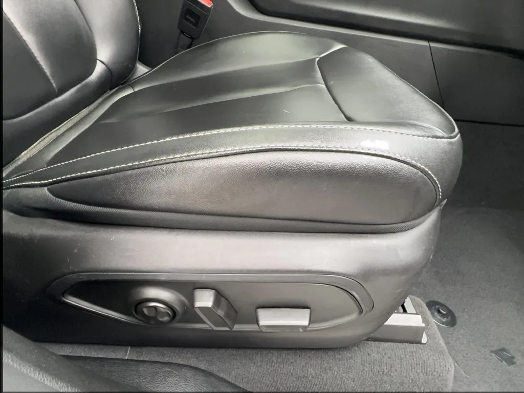 Jeep Grand Cherokee photo 34