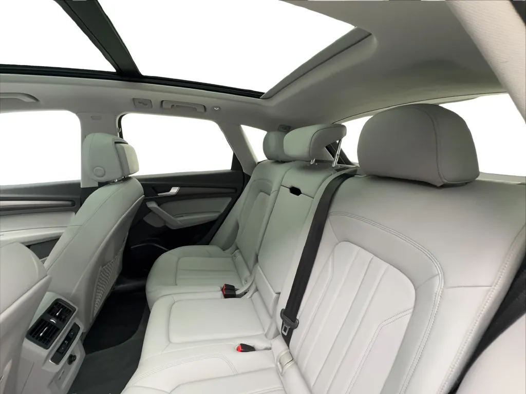 Audi Q5 photo 27
