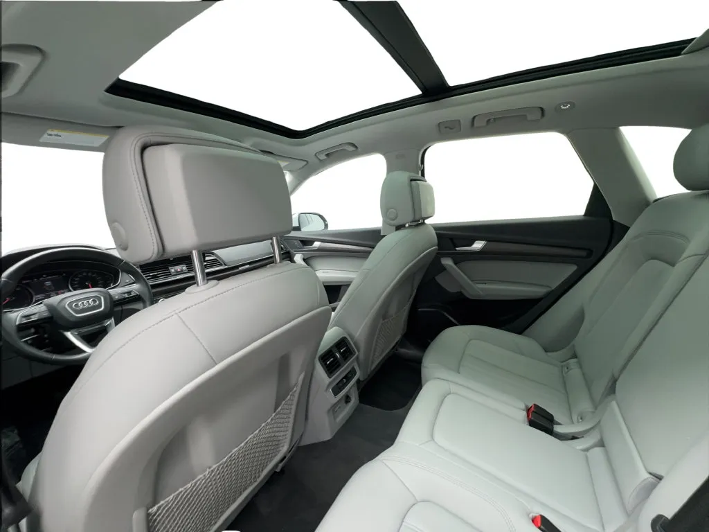 Audi Q5 photo 26