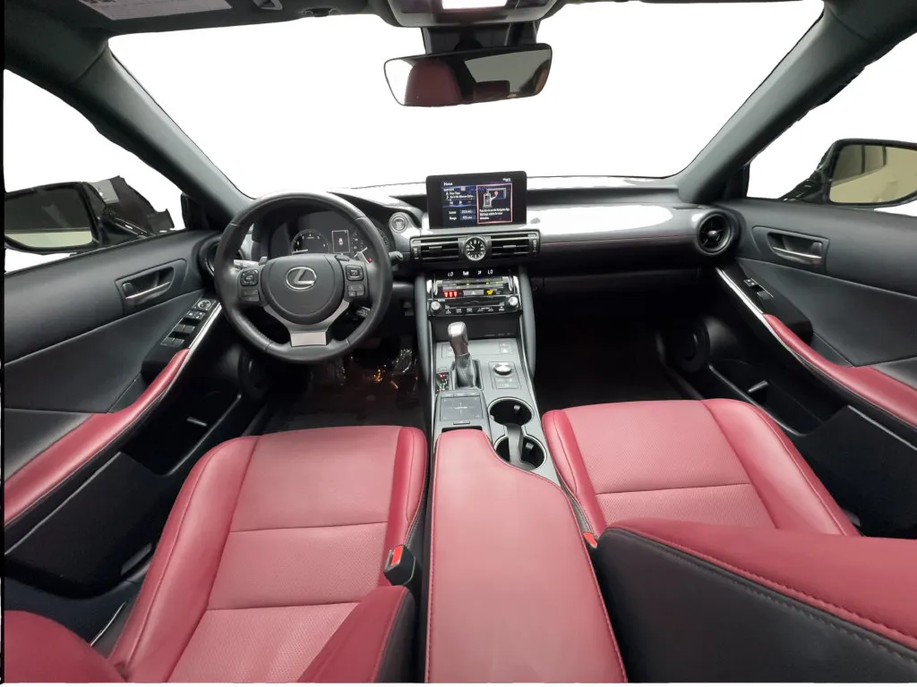 Lexus IS photo 41