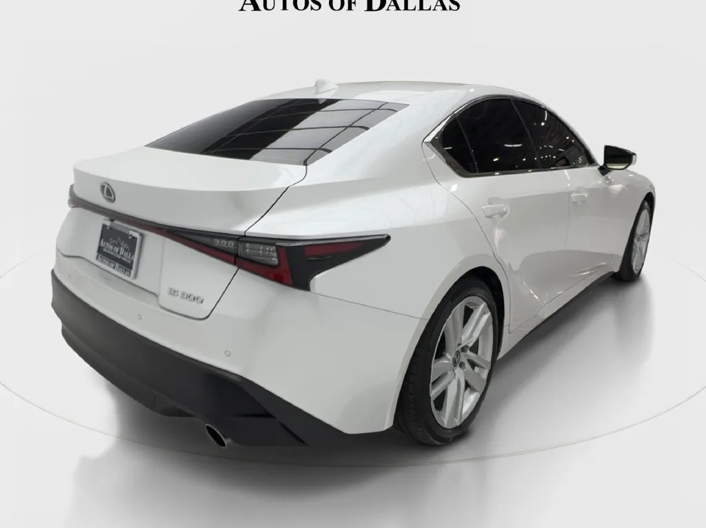 Lexus IS photo 8
