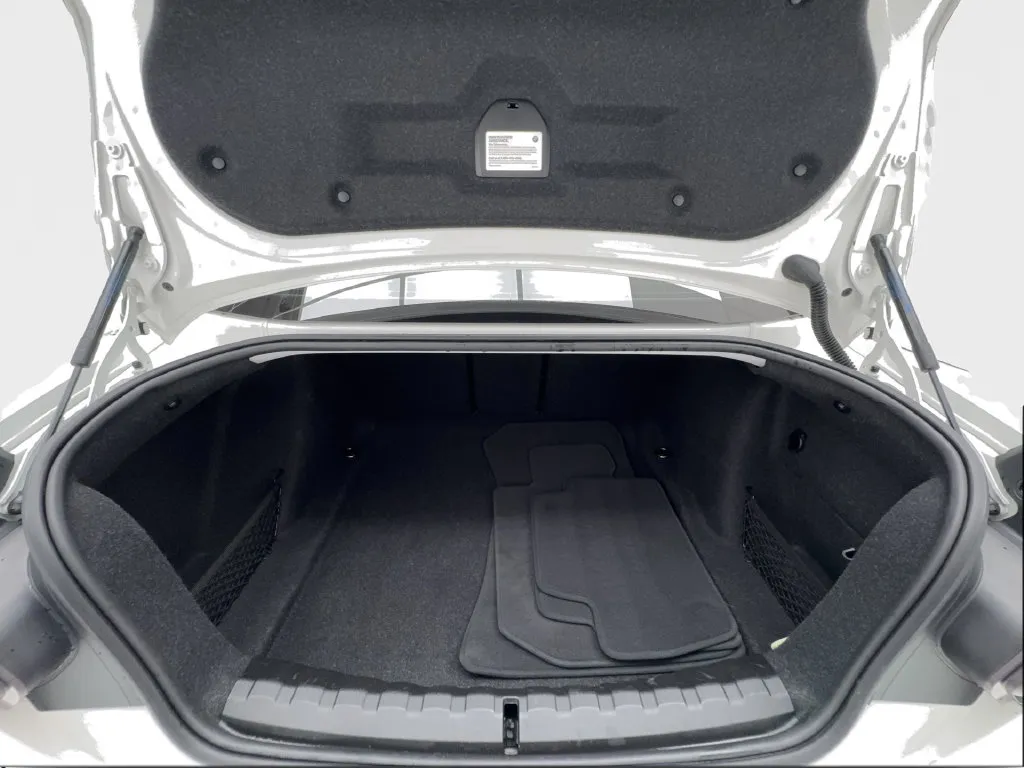BMW 2 Series photo 19