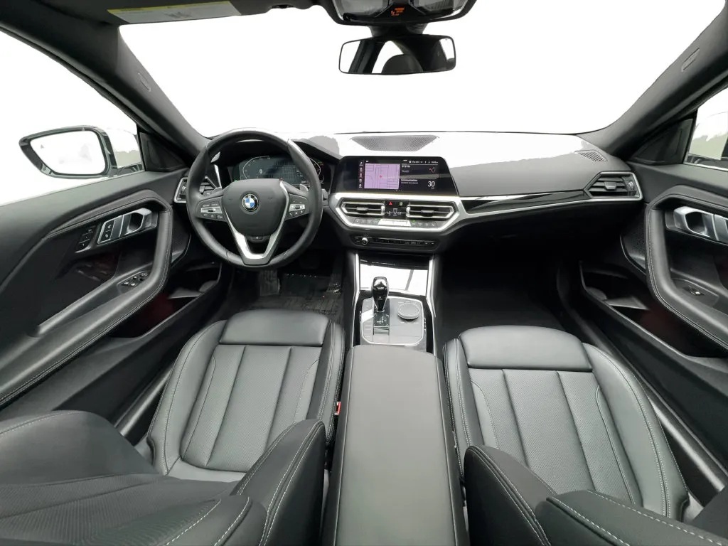 BMW 2 Series photo 36