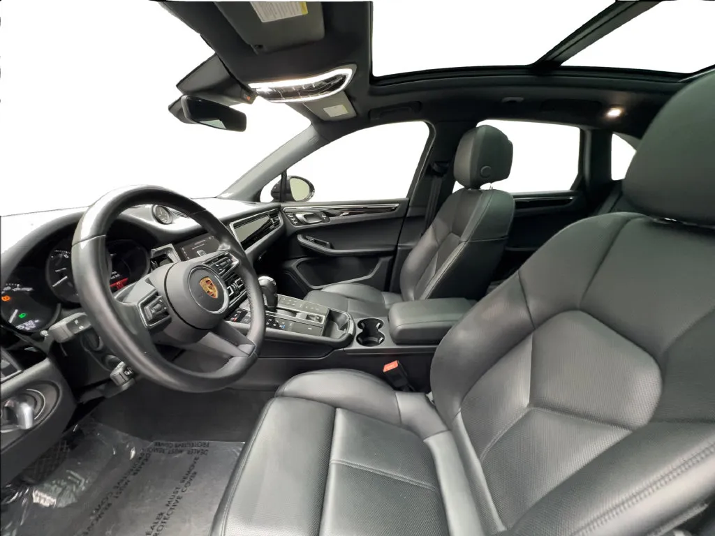 Porsche Macan photo 22
